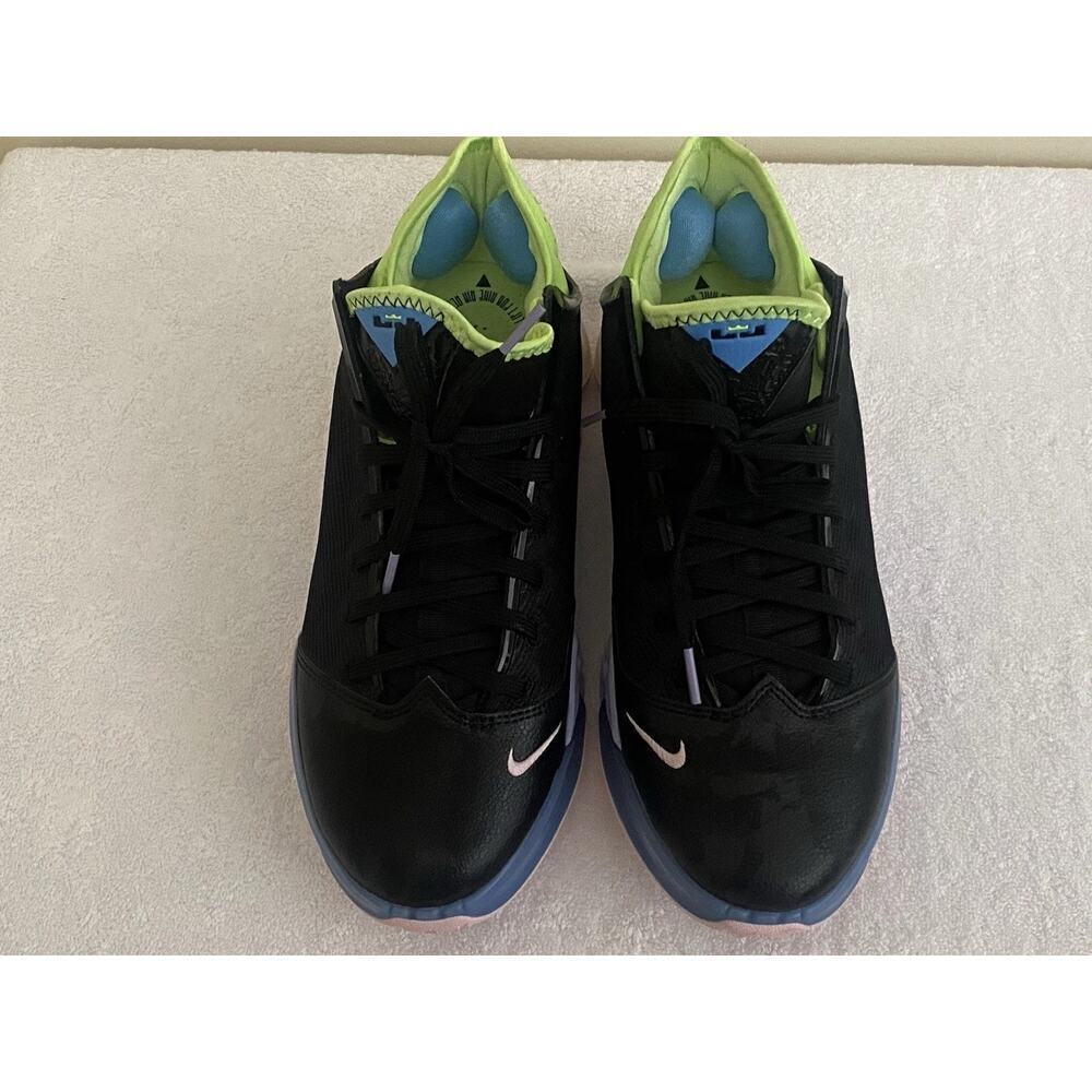Nike Men’s LeBron 19 Low Basketball Shoes Ghost Green‎ Size 8.5